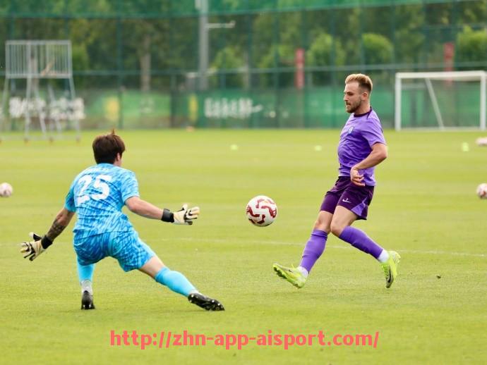 爱体育app-英超联赛十月份最佳球员评选及获奖名单公布