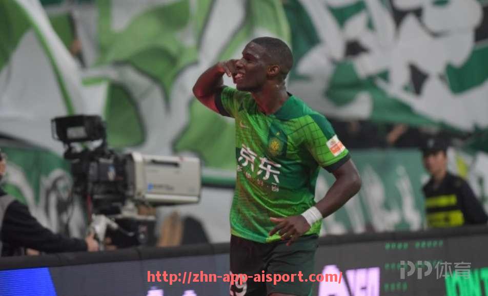 爱体育app-火箭队在赛季中夺冠的详细回顾与关键比赛集锦